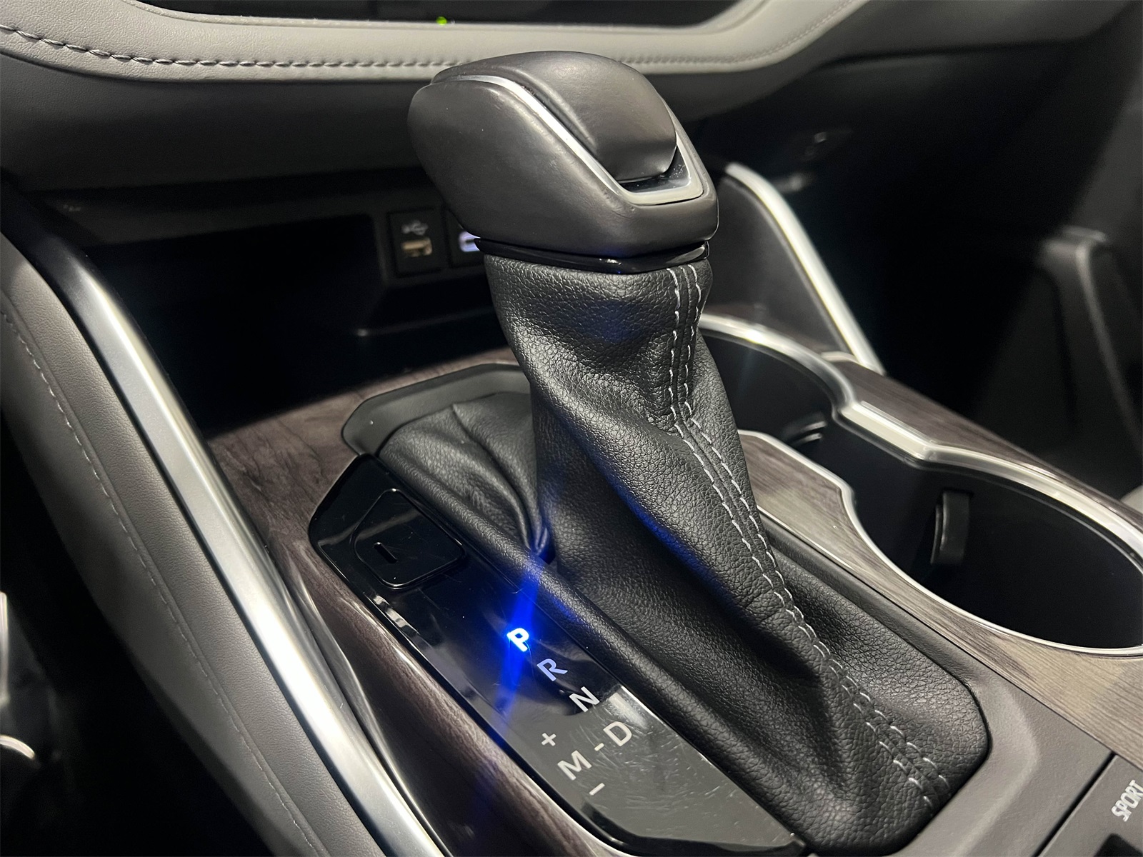 used 2023 Toyota Highlander car, priced at $40,888