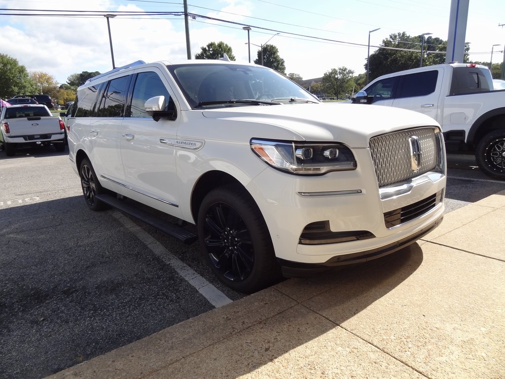 2022 Lincoln Navigator Reserve L's photo