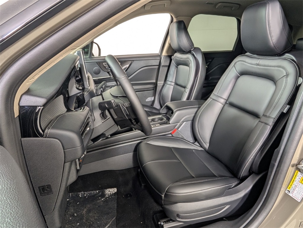 new 2025 Lincoln Corsair car, priced at $39,931