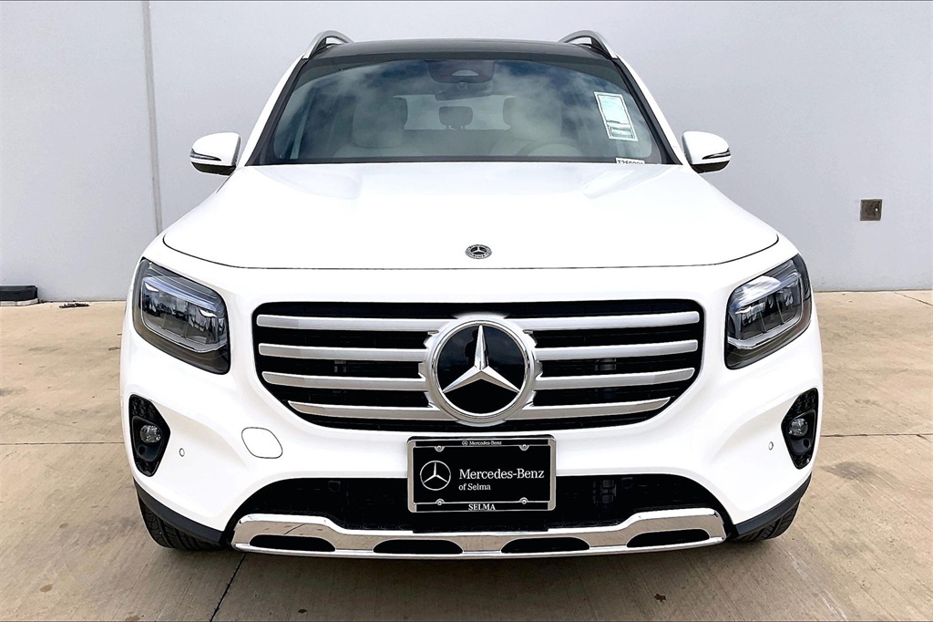 2025 Mercedes Benz GLB 250 photo 3