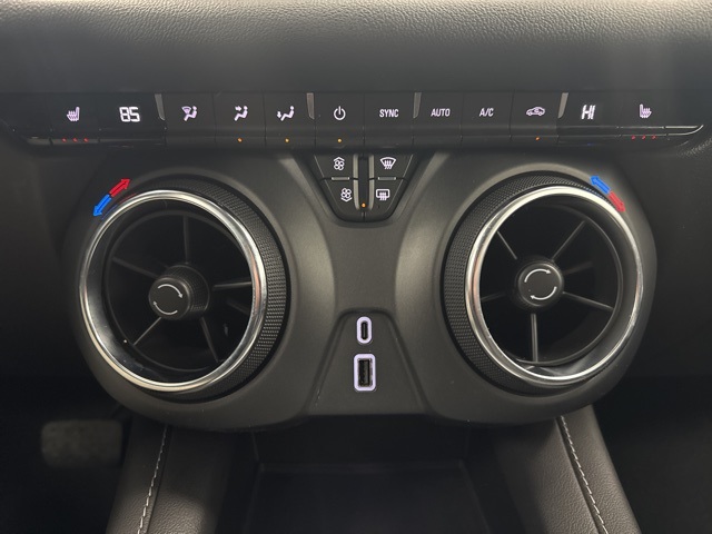 used 2025 Chevrolet Blazer car, priced at $27,998