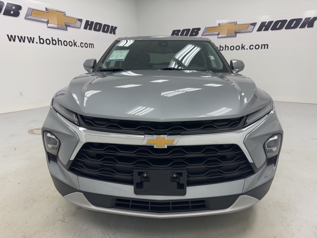 used 2025 Chevrolet Blazer car, priced at $27,998