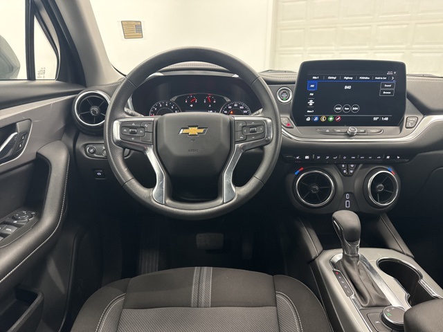 used 2025 Chevrolet Blazer car, priced at $27,998