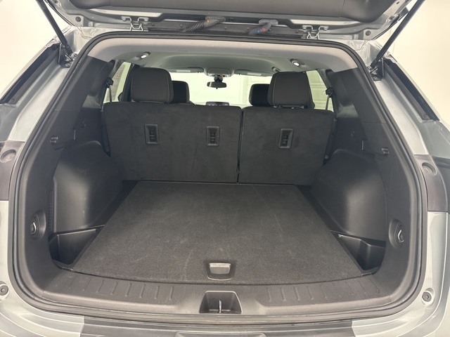 used 2025 Chevrolet Blazer car, priced at $27,998