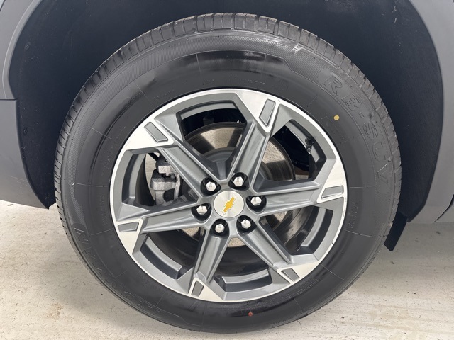 used 2025 Chevrolet Blazer car, priced at $27,998