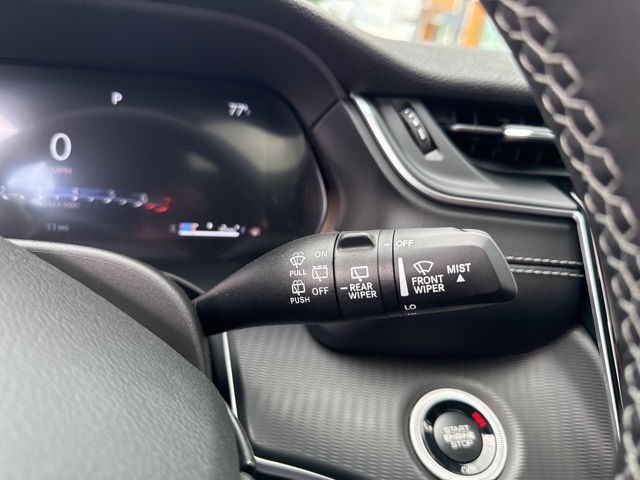2025 Jeep Grand Cherokee Altitude X photo 21
