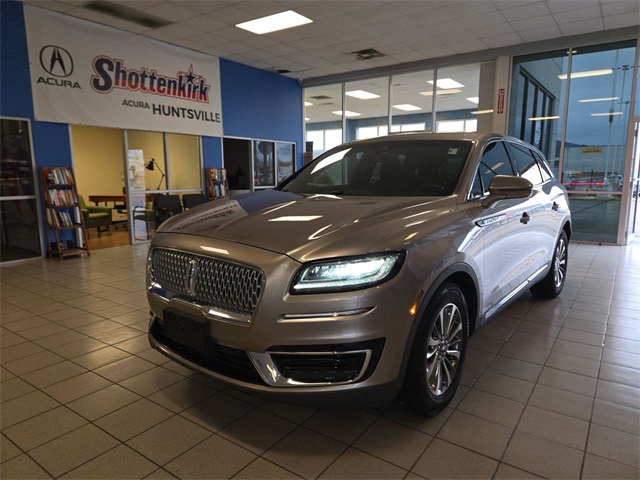 2019 Lincoln Nautilus Select