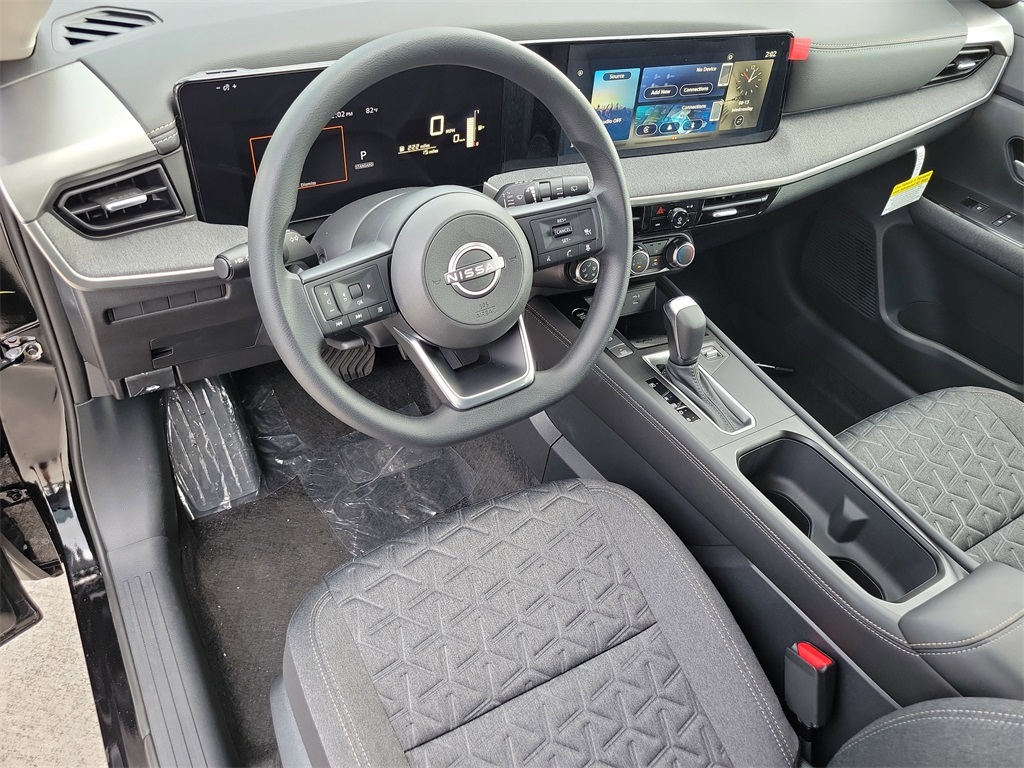 new 2025 Nissan Kicks car, priced at $23,732