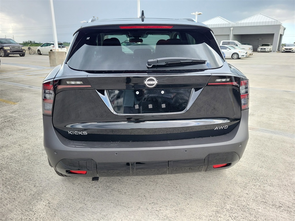 new 2025 Nissan Kicks car, priced at $23,732