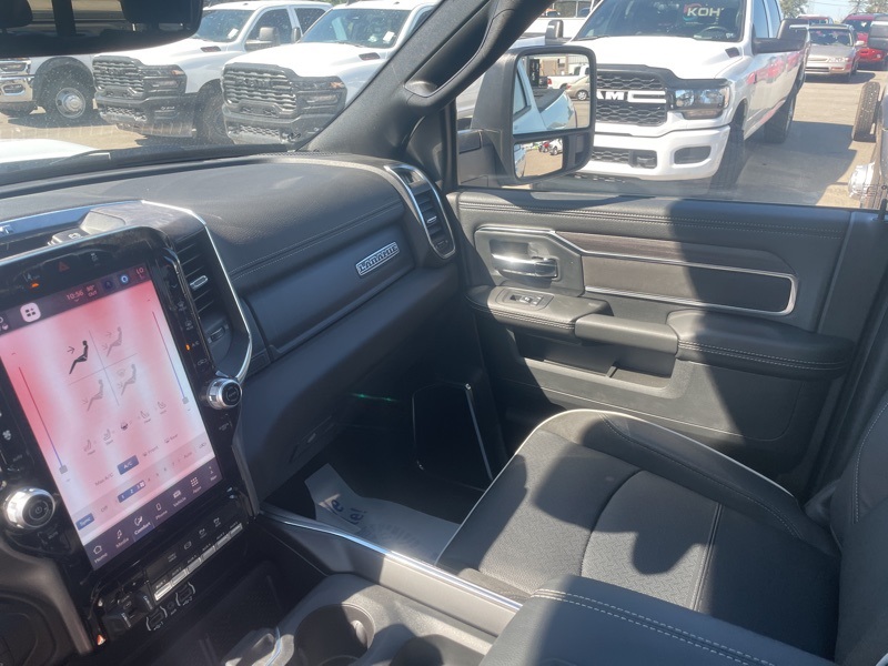 2025 Ram 2500 Laramie photo 11