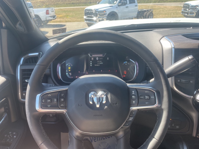 2025 Ram 2500 Laramie photo 9