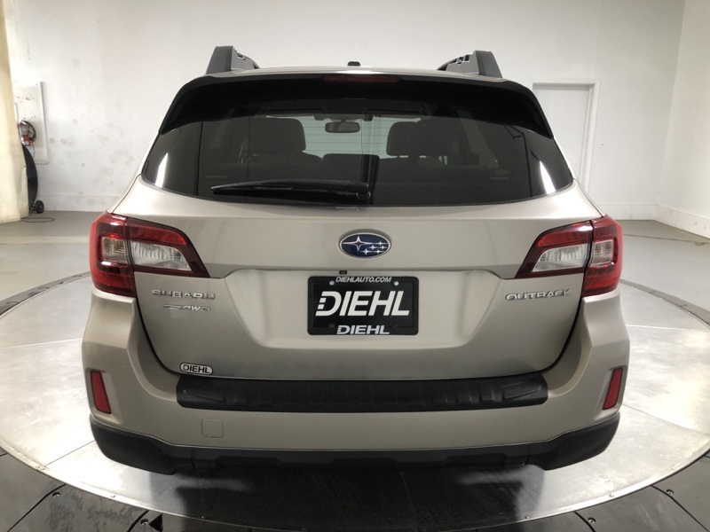 2015 Subaru Outback 2.5i Premium photo 6