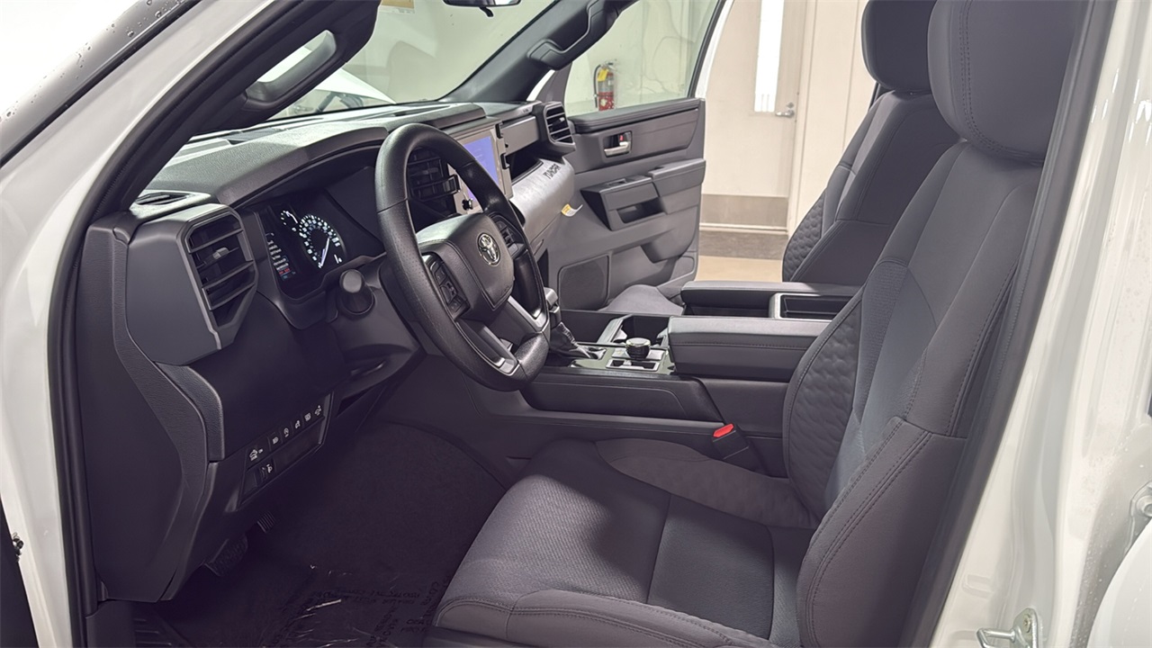 2026 Toyota Tundra SR5 CrewMax photo 10