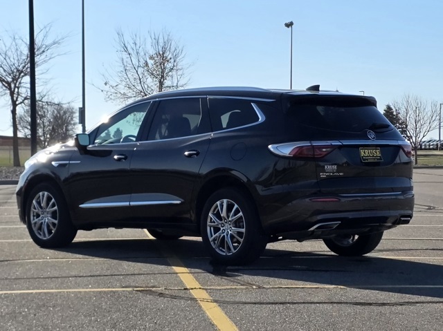 2023 Buick Enclave Premium AWD
