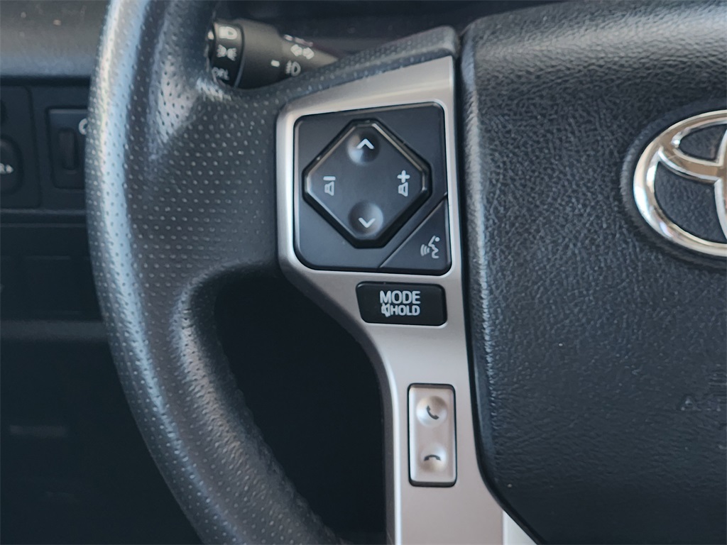 2021 Toyota 4Runner SR5 Premium photo 24