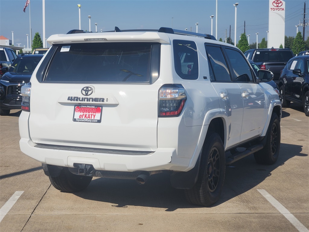 2021 Toyota 4Runner SR5 Premium photo 6