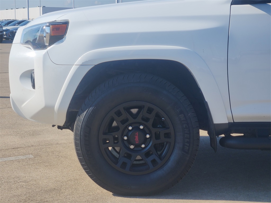 2021 Toyota 4Runner SR5 Premium photo 7
