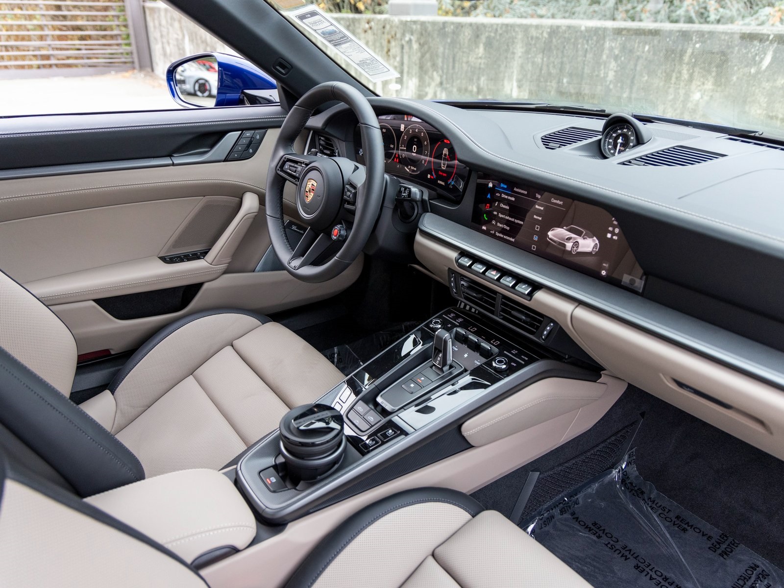 2025 Porsche 911 S Cabriolet photo 43
