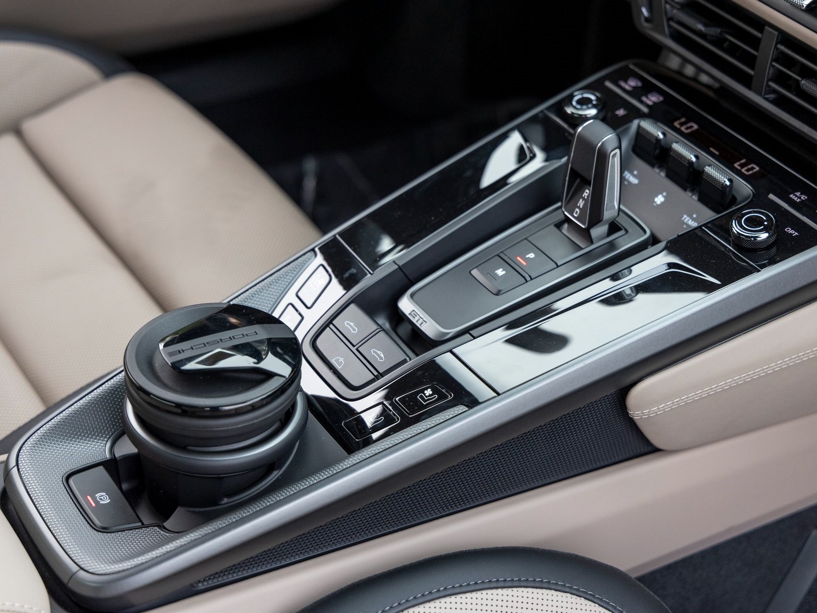 2025 Porsche 911 S Cabriolet photo 44