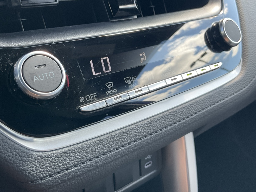 2023 Toyota Corolla Hybrid SE photo 10