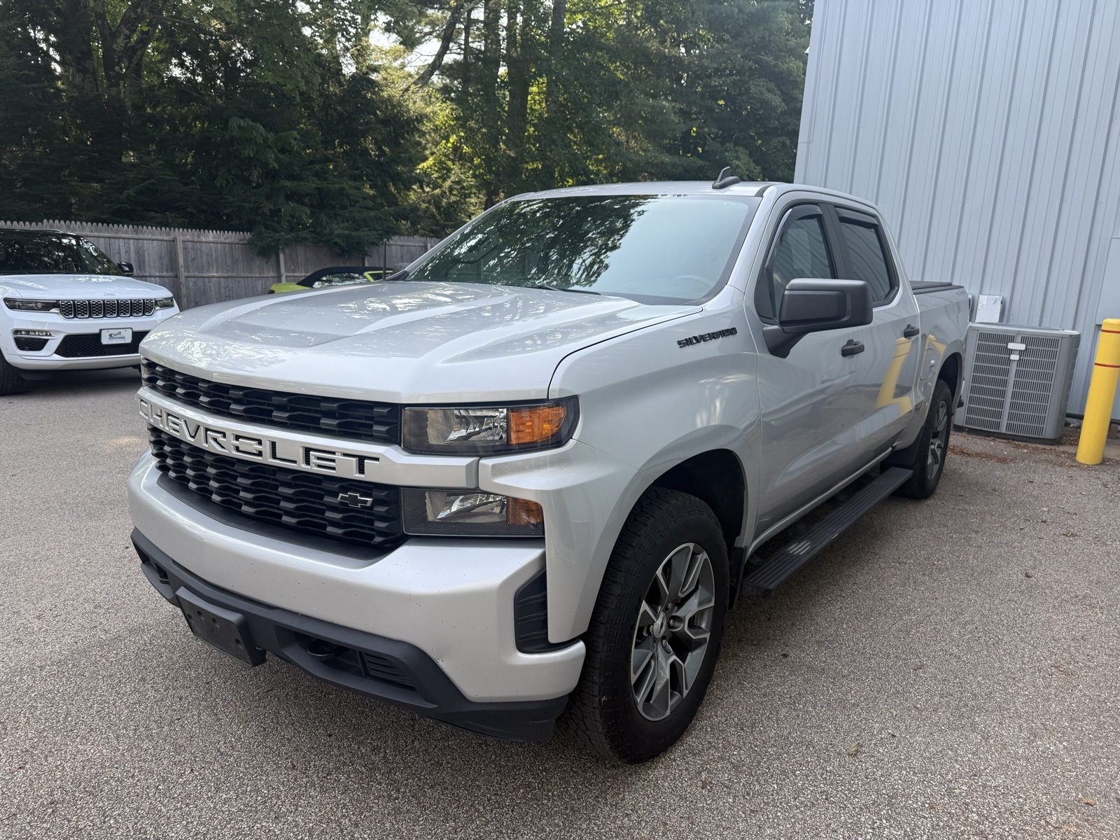 2020 Silver Ice Metallic Chevrolet Silverado 1500 Custom 4X4 Truck