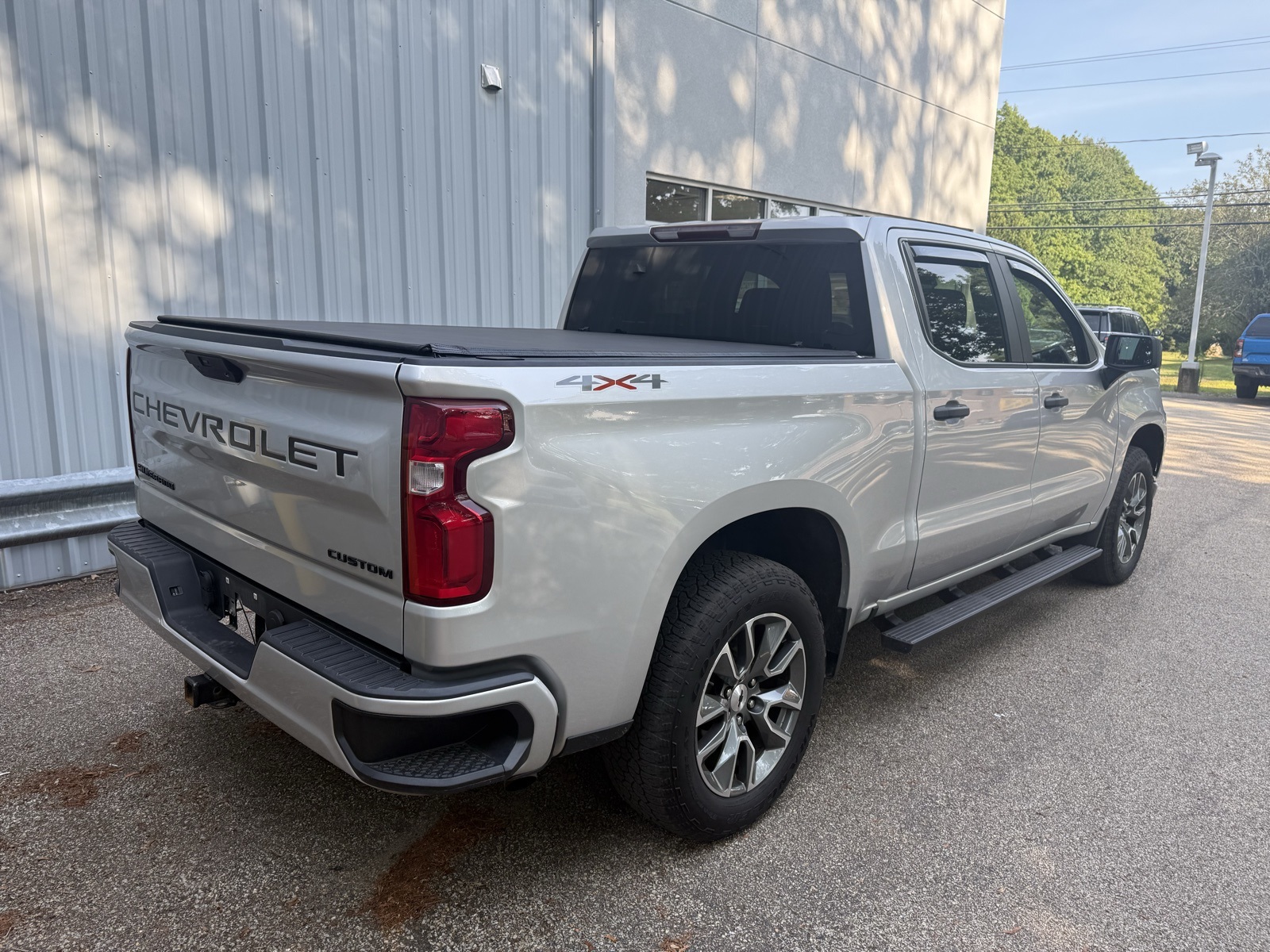 2020 Silver Ice Metallic Chevrolet Silverado 1500 Custom 4X4 Truck