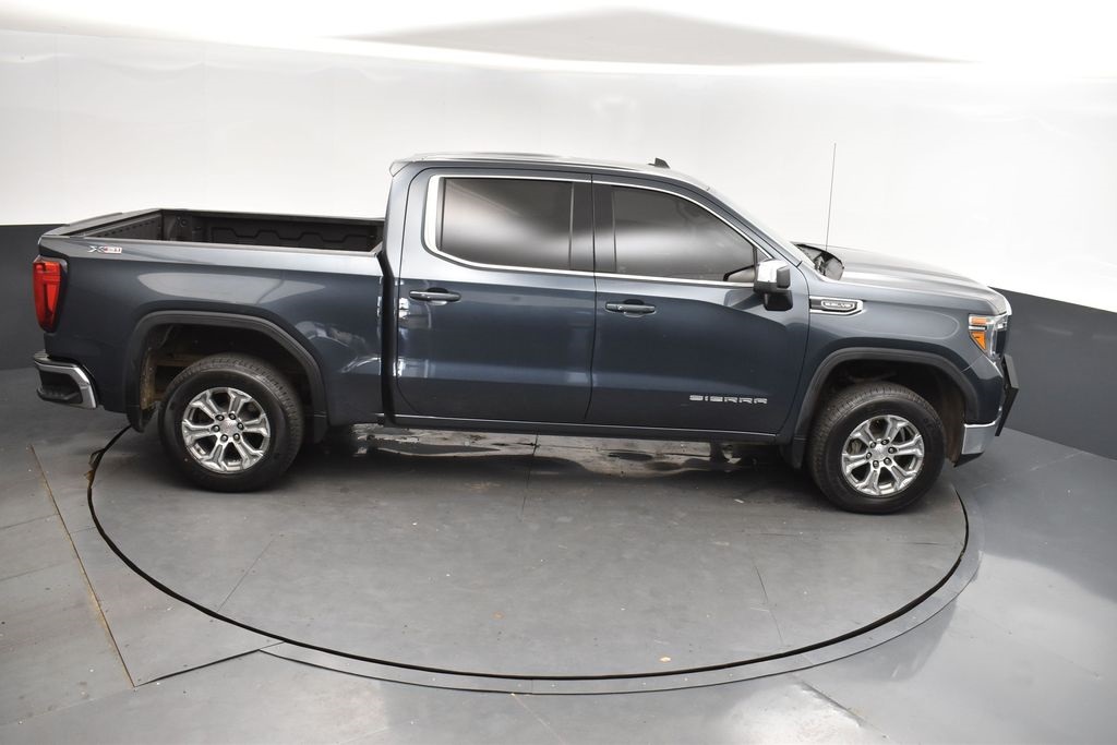 2020 Dark Sky Metallic GMC Sierra 1500 SLE 4X4 Truck