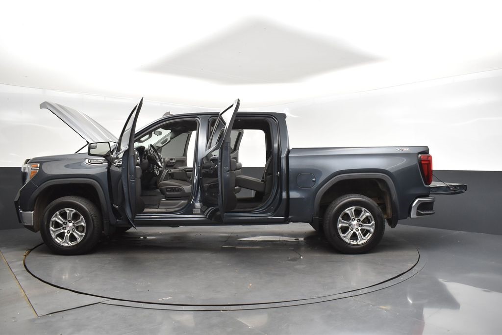 2020 Dark Sky Metallic GMC Sierra 1500 SLE 4X4 Truck