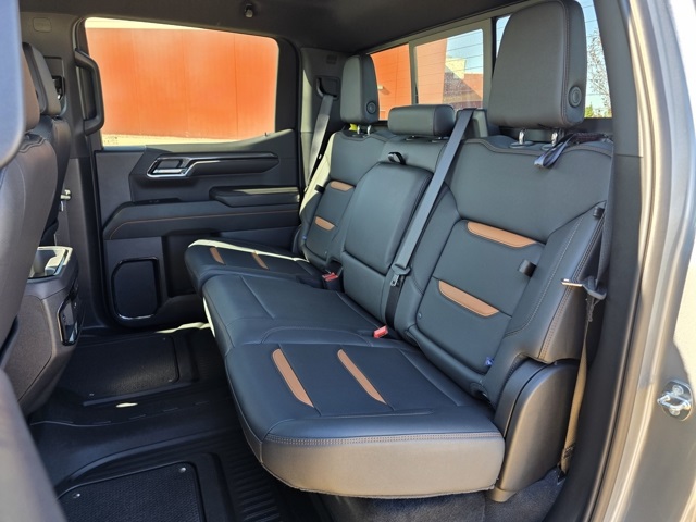 2024 GMC Sierra 1500 4WD Crew Cab Short Box AT4