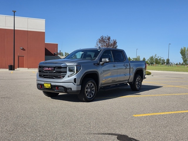 2024 GMC Sierra 1500 4WD Crew Cab Short Box AT4