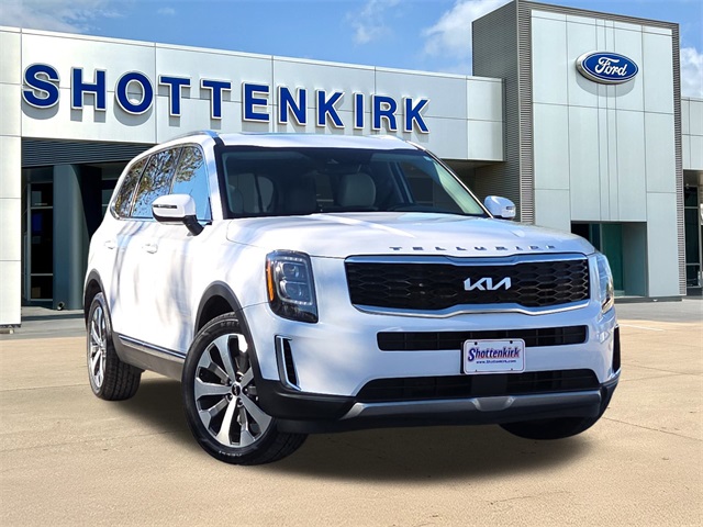 2022 Kia Telluride EX's photo