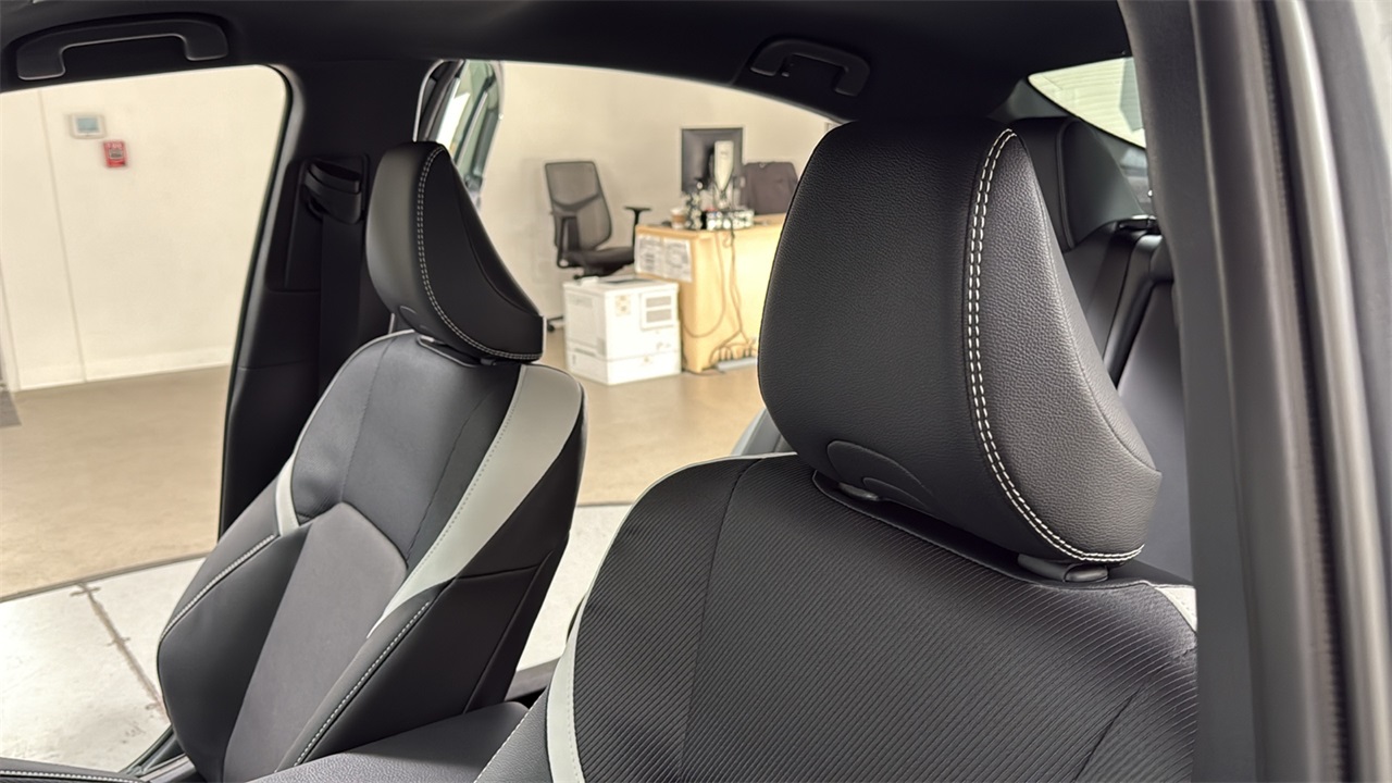 2026 Toyota Camry SE photo 12