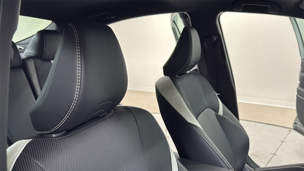 2026 Toyota Camry SE photo 18