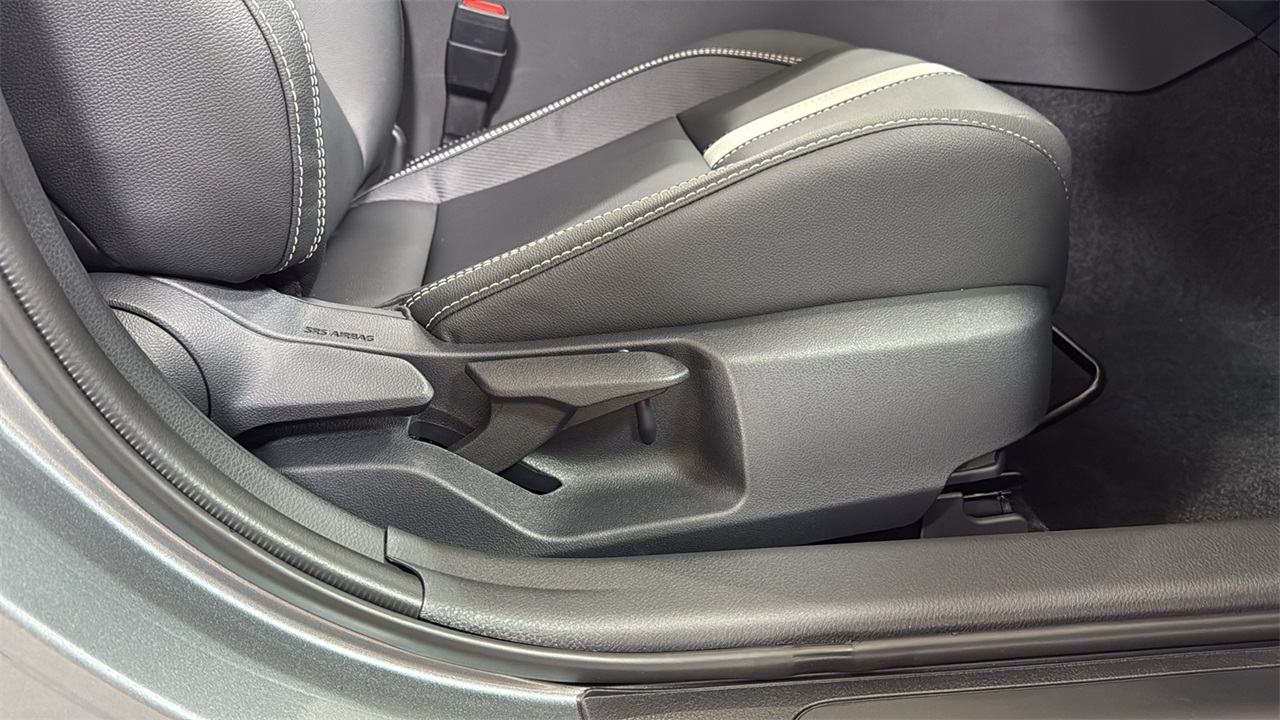 2026 Toyota Camry SE photo 19