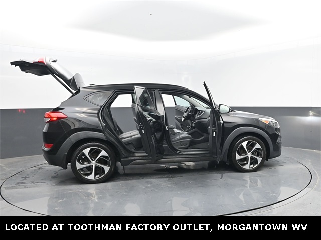 2016 Ash Black Hyundai Tucson Limited FWD SUV