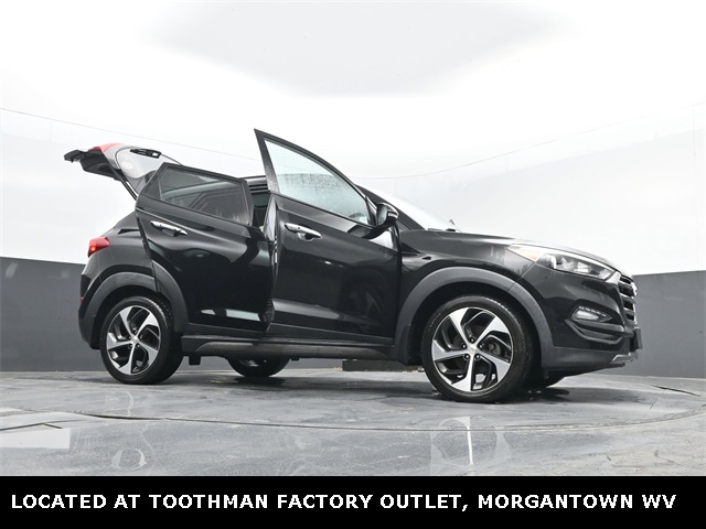 2016 Ash Black Hyundai Tucson Limited FWD SUV