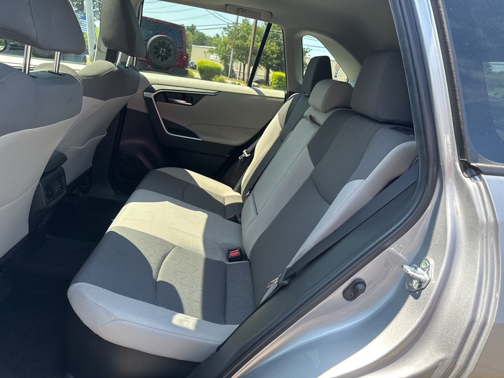 2022 Silver Toyota RAV4 XLE AWD SUV