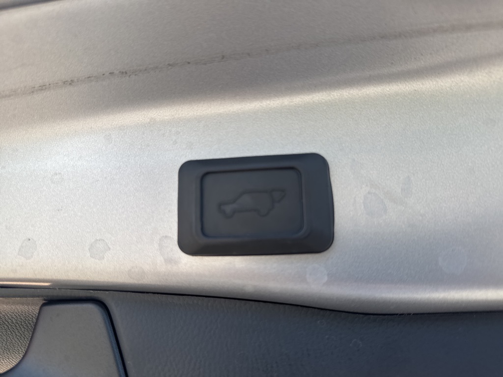 2022 Silver Toyota RAV4 XLE AWD SUV