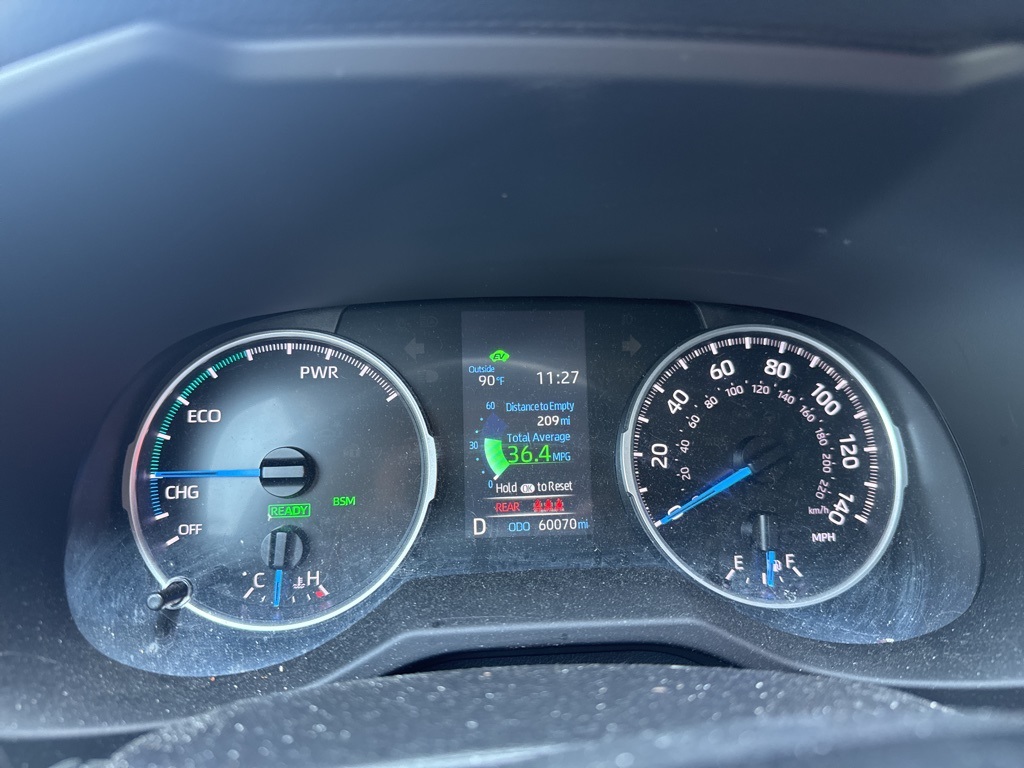 2022 Silver Toyota RAV4 XLE AWD SUV