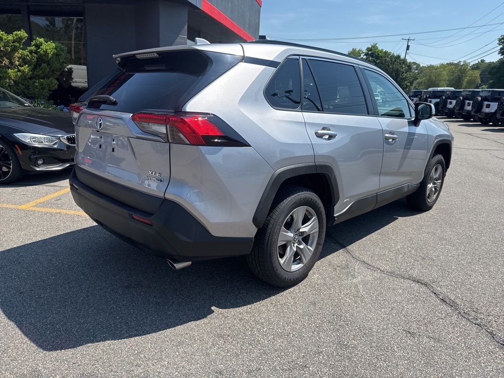 2022 Silver Toyota RAV4 XLE AWD SUV