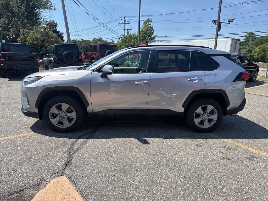 2022 Silver Toyota RAV4 XLE AWD SUV