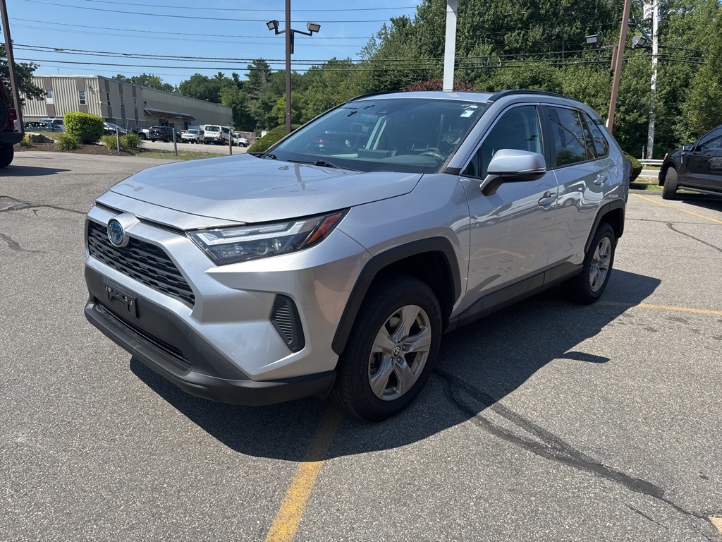 2022 Silver Toyota RAV4 XLE AWD SUV