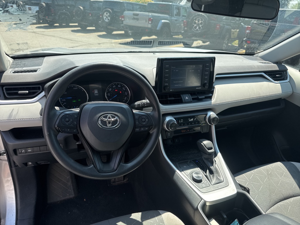 2022 Silver Toyota RAV4 XLE AWD SUV
