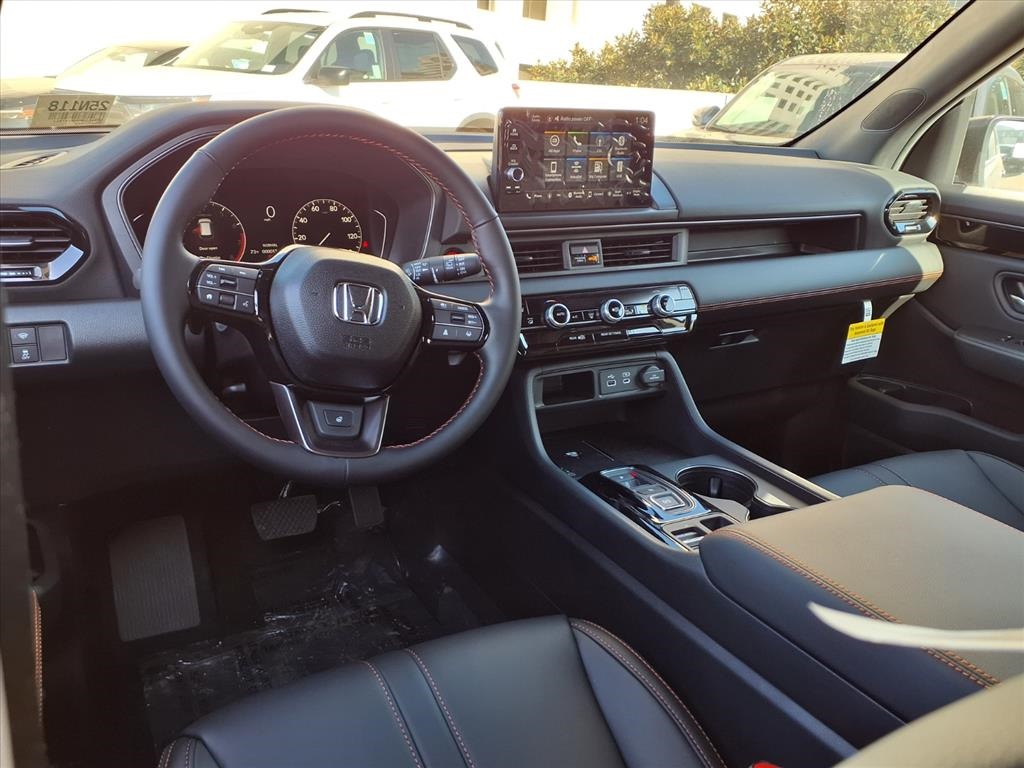 new 2025 Honda Pilot car, priced at $51,305