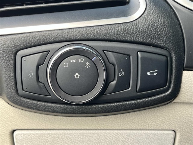 used 2016 Ford Edge car, priced at $13,894