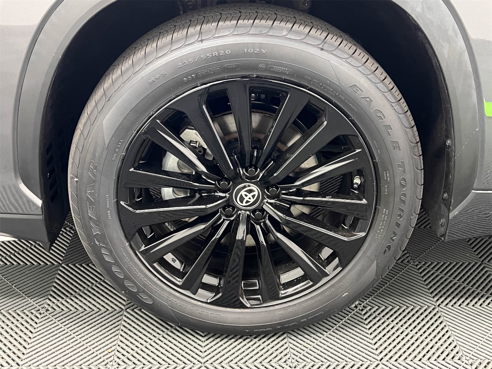 used 2023 Toyota Highlander car, priced at $35,788