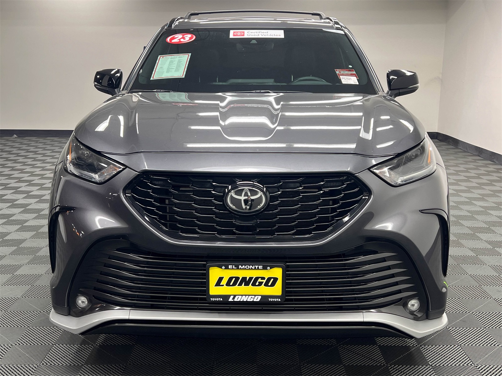 used 2023 Toyota Highlander car, priced at $35,788