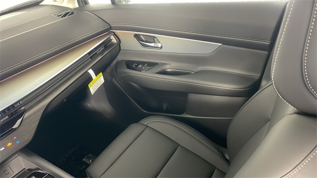 2025 Brilliant Silver Metallic Nissan Murano SL AWD SUV