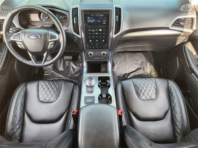 2023 Black Metallic Ford Edge Titanium AWD SUV