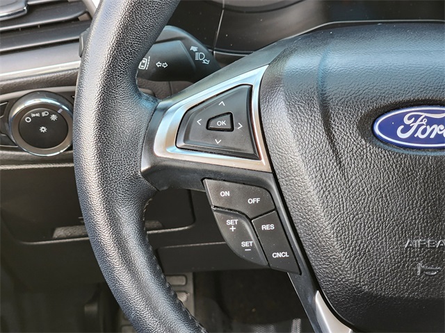 2023 Black Metallic Ford Edge Titanium AWD SUV